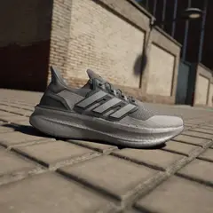 ADIDAS - Ultraboost 5 Tenis gris de hombre para correr