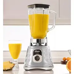 OSTER - Licuadora Classic de 1.25 L, Diseño Elegante para tu Hogar