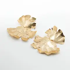ENIGMA - Aretes Ostras Dorado Para Mujer_.