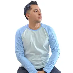 FUERA DEL MOLDE - Camiseta Verde Menta Azul Bebé Manga Larga Raglan Ranglan Unisex Premium