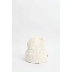 KOAJ - Gorro tejido unicolor con dije decorativo MUJER