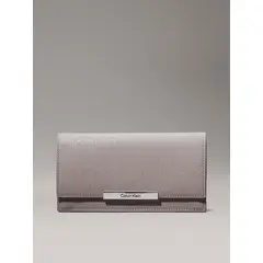 CALVIN KLEIN - Billetera gris con compartimento para billetes y monedero grande con logo
