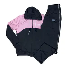 MODA EN CIRCUITO - Conjunto Deportivo o Sudadera para Mujer en Vioto.