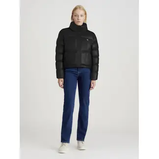 CALVIN KLEIN - Chaqueta negra de plumas cropped
