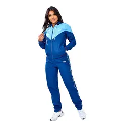 MODA EN CIRCUITO - Conjunto Deportivo o Sudadera para Mujer en Impermeable.