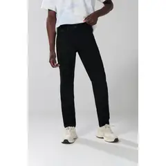 KOAJ - Jean negro 90´S con bolsillos, tiro bajo y bota recta HOMBRE