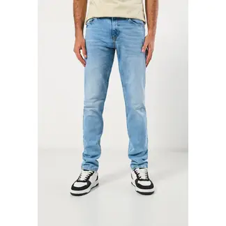 KOAJ - Jean slim tiro bajo azul claro ajustado con desgastes HOMBRE