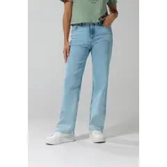 KOAJ - Jean straight leg azul claro con tiro alto y bota recta MUJER