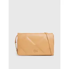 CALVIN KLEIN - Bolso Beige de Hombro Clutch Acolchado