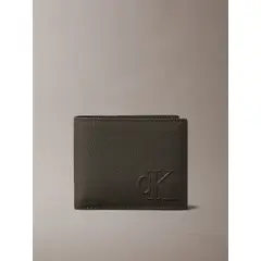 CALVIN KLEIN - Billetera negra sculpted con monograma en relieve