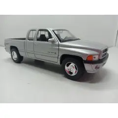 WELLY - CARRO DODGE RAM QUAD CAB 1500 SPORT GRIS ESCALA 1/24