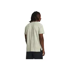 UNDER ARMOUR - Camiseta Hombre RUN EVERYWHERE TEE Verde UNDER ARMOUR.