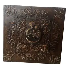 GENERICO - Cuadro Madera José María Niño Tallado En Resina Y Yeso 18x18 Dorado