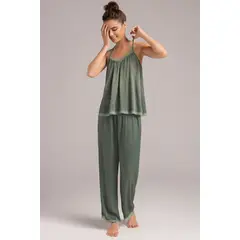 TOUCHE LINGERIE - Pijama Capri En Viscosa Satinada Y Encaje Ref 2547051