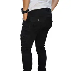 RAMBED - PANTALON CARGO NEGRO HOMBRE EN DRIL RESORTE EN BOTA