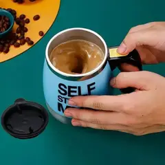 INFANTILES CAJUROMIX - Taza Portátil Azul Claro Con Mezclador Eléctrico