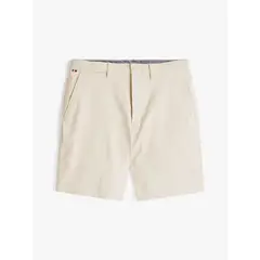 TOMMY HILFIGER - Pantalón beige chino corto Brooklyn colección 1985