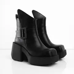 CALZADO ADRENALINA - Botín de plataforma y tacón negro con correa melissa