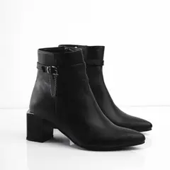 CALZADO ADRENALINA - Botin negro de tacón y detalle con hebilla woman