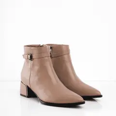 CALZADO ADRENALINA - Botin taupe de tacón y punta fina pilots