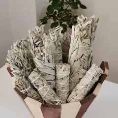 NATURE MADE - 27 Manojos Atados Salvia Blanca Energética Sahumerio