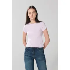 KOAJ - Camiseta manga corta unicolor en rib, silueta ajustada. MUJER