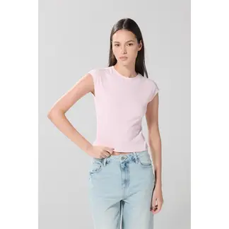 KOAJ - Camiseta con texturas acanaladas y manga sisa unicolor MUJER