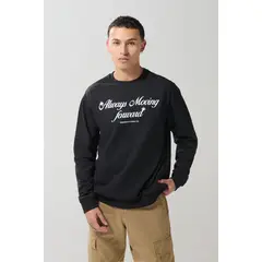 KOAJ - Buzo negro cuello redondo con texto estampado en frente HOMBRE
