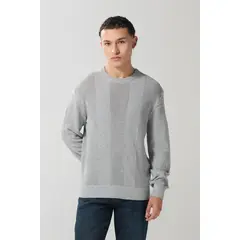 KOAJ - Suéter gris tejido con diseños y cuello redondo Hombre