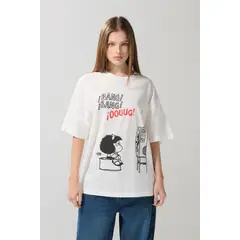 KOAJ - Camiseta oversize crema cuello redondo con arte de Mafald MUJER