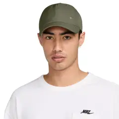 NIKE - Gorra Dri Fit Club Metal Swoosh Hombre-Verde