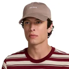 NIKE - Gorra Club Cap Jdi L Hombre-Café