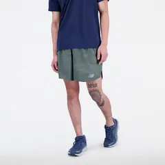 NEW BALANCE - Pantaloneta Original Impact Run Verde Hombre
