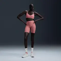 NIKE - Top Mujer Alate Minimalist