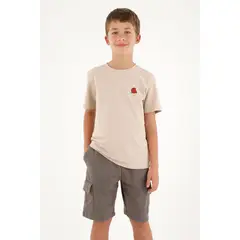 TENNIS - Camiseta básica café con estampado en punto corazón para niño