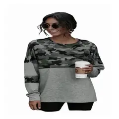 100 - Sueter basico gris con camuflado