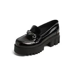 SEVENTEEN - MOCASIN NEGRO CHAROL CON HERRAJE COMBINADO TEFFA