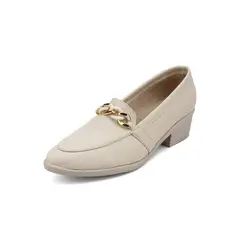 SEVENTEEN - ZAPATO BEIGE CON HERRAJE DORADO FABIANA.