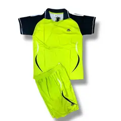GENERICO - UNIFORME DEPORTIVO PARA FUTBOL VERDE CON MANGAS NEGRAS