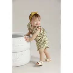 GENERICO - Conjunto Blusa y short Flores Silvestres Isabella Baby Samuu