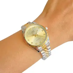 Q&Q - Reloj Bicolor Fondo Dorado QYQ Con Piedras Acero Original + Caja