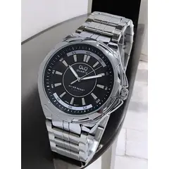 Q&Q - Reloj Plateado Fondo Negro Original Para Hombre Acero + Caja QYQ