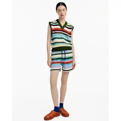 MAGLIONE - Chaleco Horizonte Cuello V con sisa