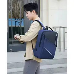 GENERAL - Mochila Urbana Bicolor con Carga USB - Impermeable y Antirrobo