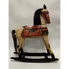 SIN ETIQUETAS - Caballo Mecedor Antiguo Hindu En Madera Tallado Y Oleo