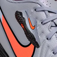 NIKE - Guayos Tiempo Legend 10 Club Hombre