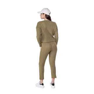 DREAMER - Set Comfy Tejido Verde Para Mujer