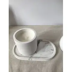 DECORACIONES ALE Y GABI - Vela Odin en recipiente concreto Y Base Decorativa ovalada 19x11cms