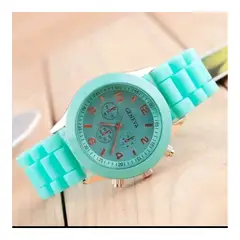 GENEVA - HERMOSO RELOJ CUARZO VERDE PULCERA DE SILICONA