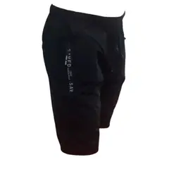 ABC - Pantaloneta hombre con bolsillos unicolor crermalleras secado rapido